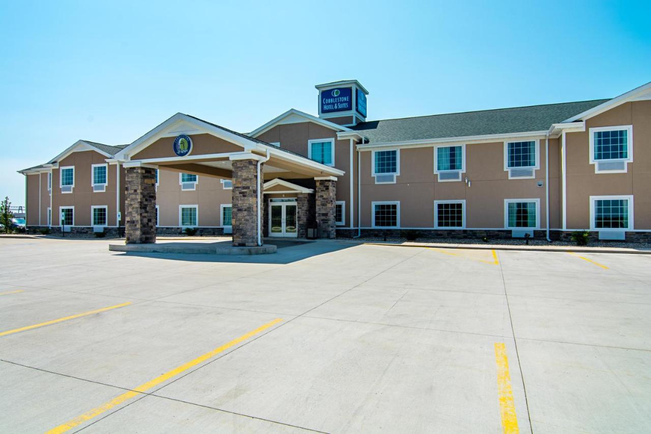 Cobblestone Hotel&Suites - Paxton Extérieur photo