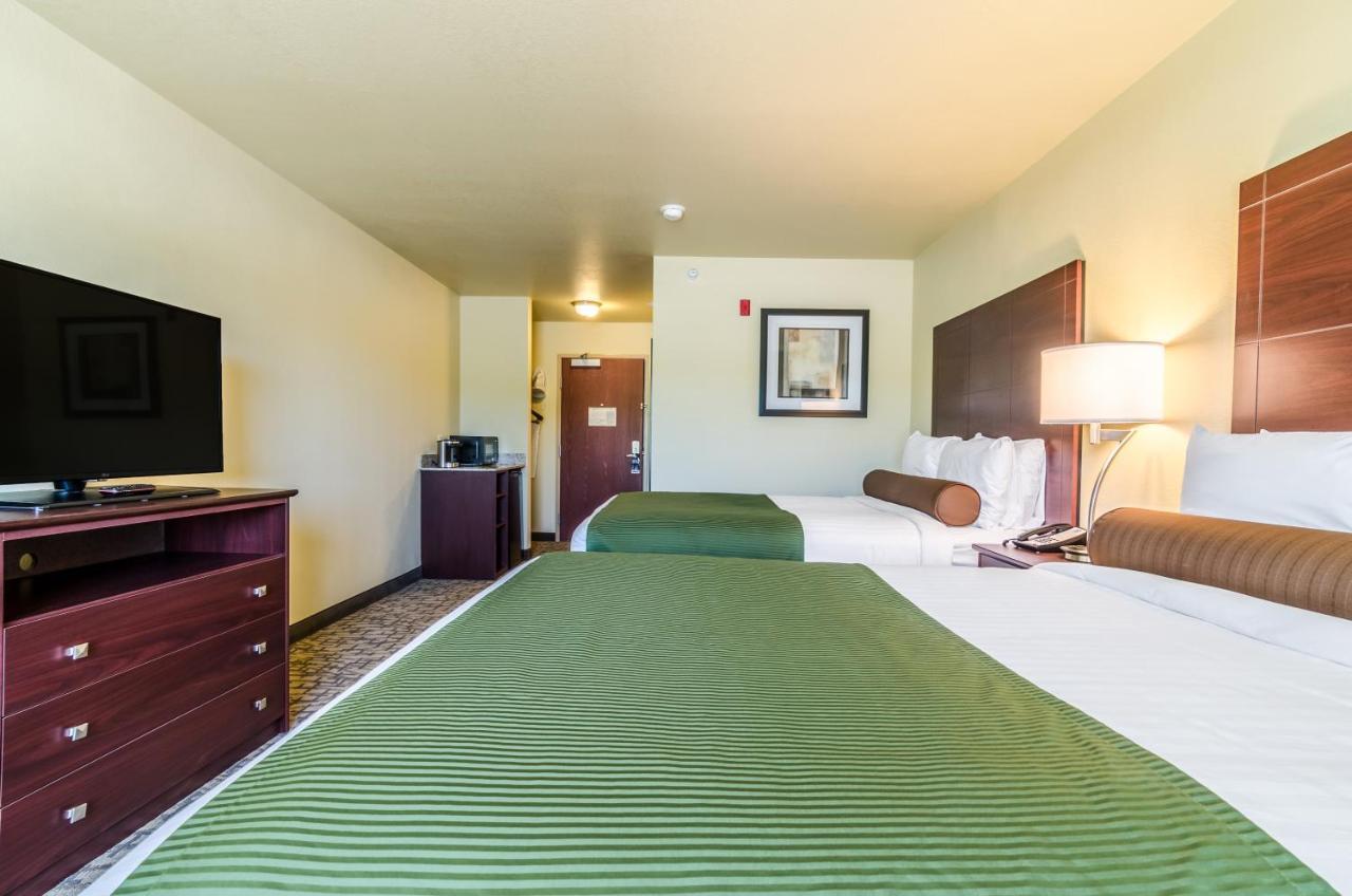 Cobblestone Hotel&Suites - Paxton Extérieur photo