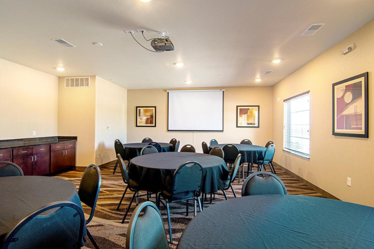Cobblestone Hotel&Suites - Paxton Extérieur photo